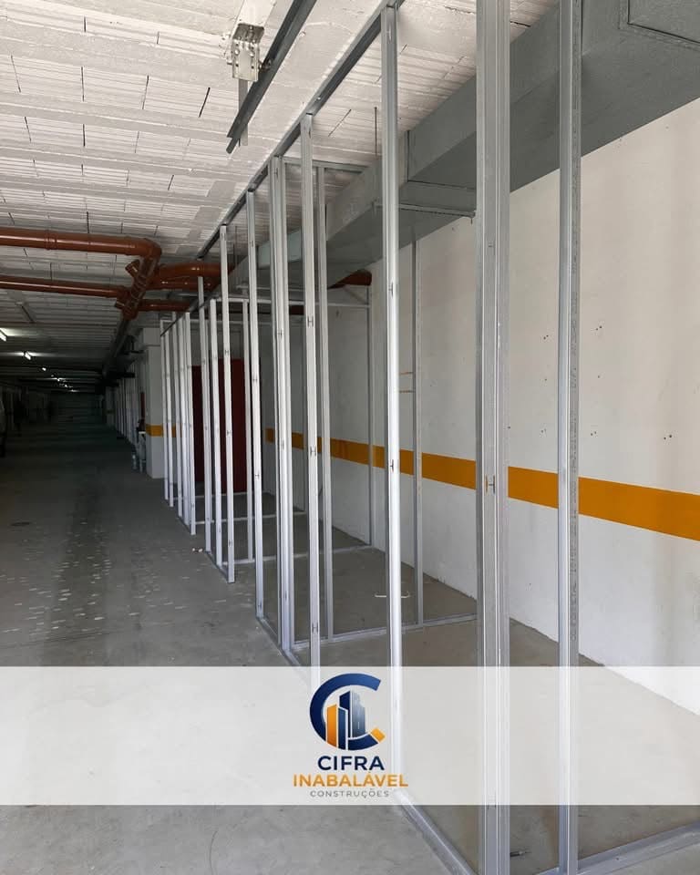 Compartimentação em pladur de espaço amplo