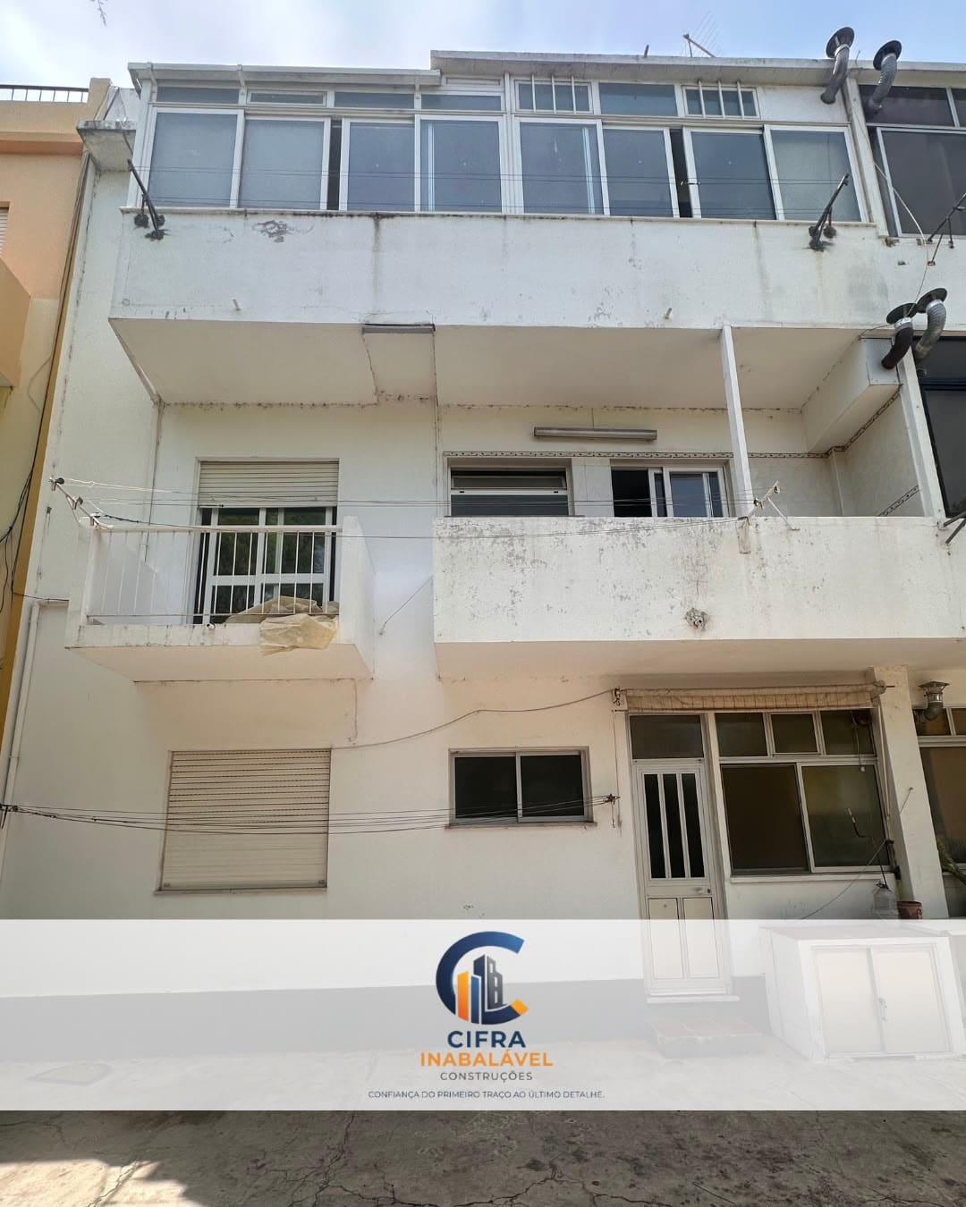 Apartamento despojado, preparado para reabilitação